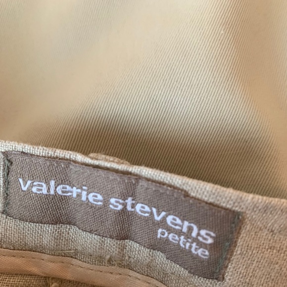 Tan linen pants. 14 petite. Valerie Stevens. - Picture 5 of 7